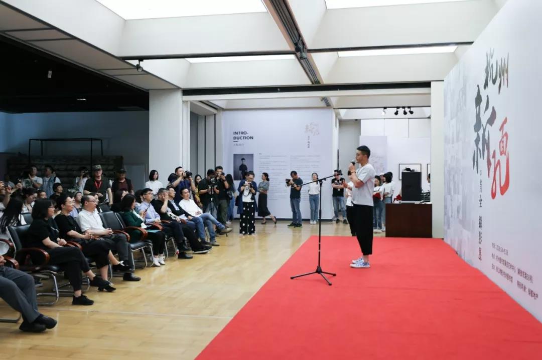 时隔一载，，，，，，优美再续，，，，，，优德88地产&amp;肖全杭州新面目摄影展温情启幕